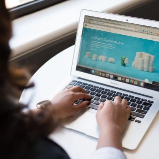 Hire Social Media Manager Dubai